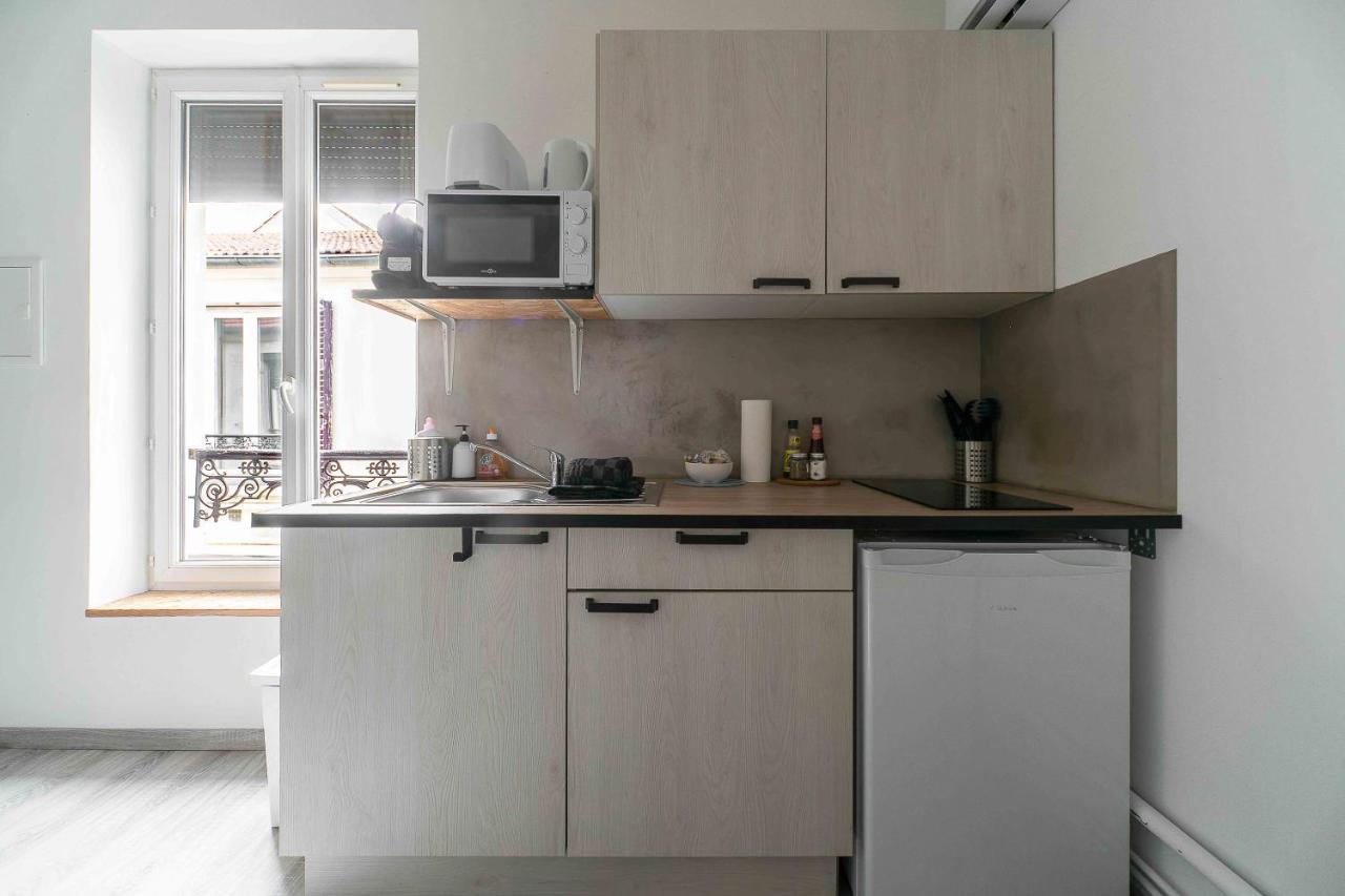 Residence Le Celest - Appartements Climatises - Centre Ville Vichy Bagian luar foto
